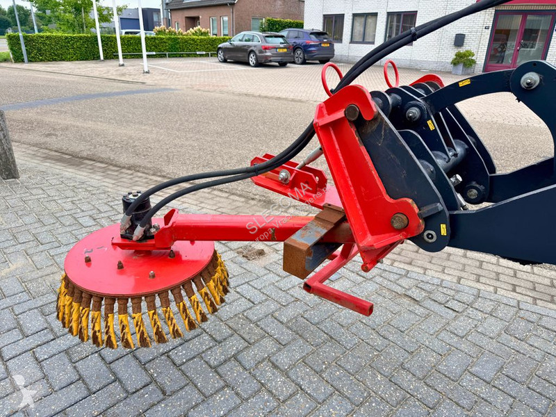 Teherautó felszerelések  Onkruidborstel Giant...