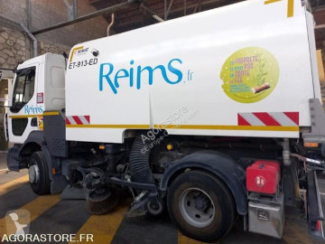 Road sweeper