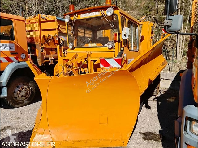 Engin de voirie