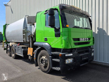 Iveco szemeteskocsi