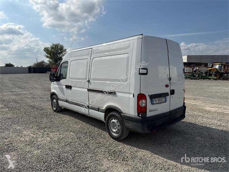 Коммунальная техника  Renault
