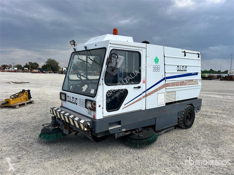 Vägmaskiner Dulevo 200/5 Sweeper Truck
