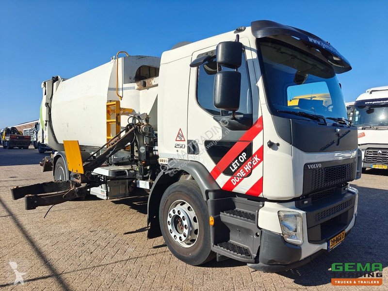 Коммунальная техника  Volvo 250 4x2 Day Cab...