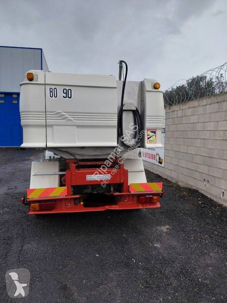 Vehículo de limpieza viaria Renault