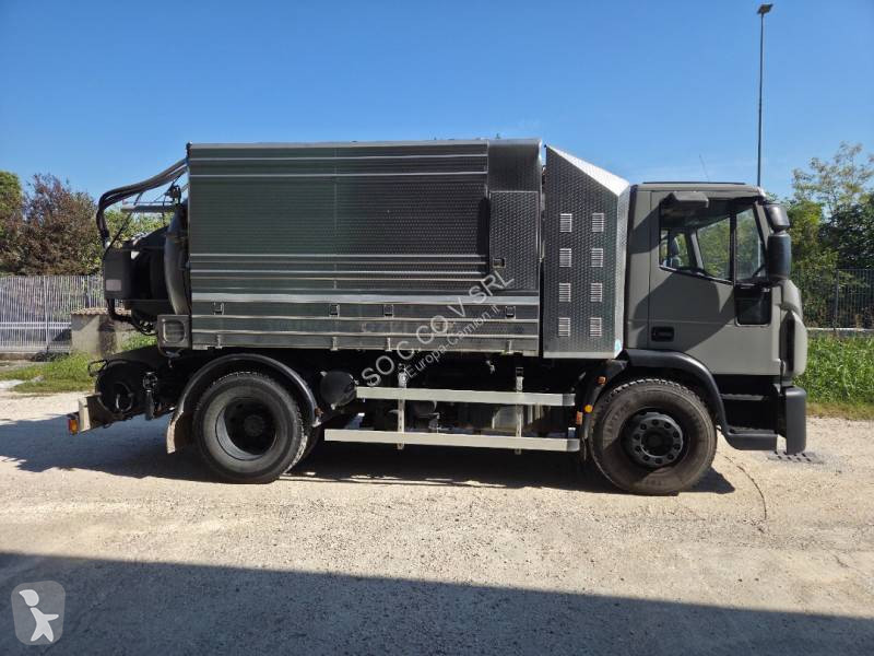 Vehículo de limpieza viaria Iveco 170 E 27