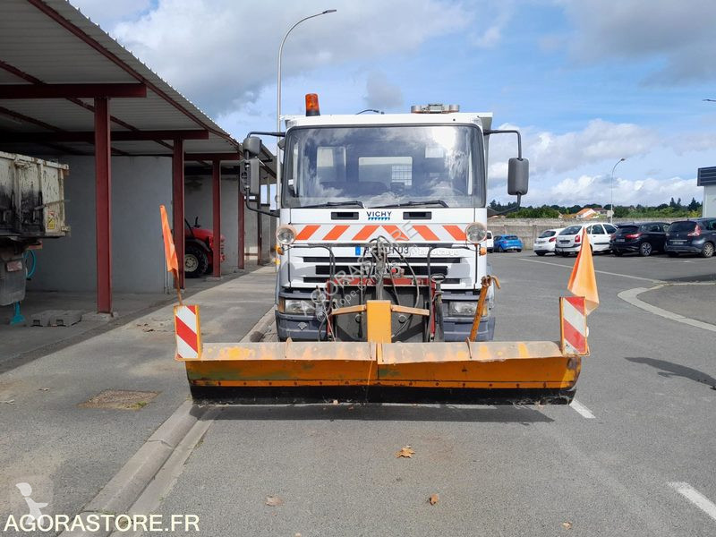 Iveco 150E18 road network trucks