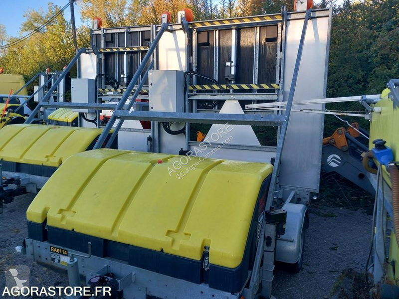 FLR road network trucks