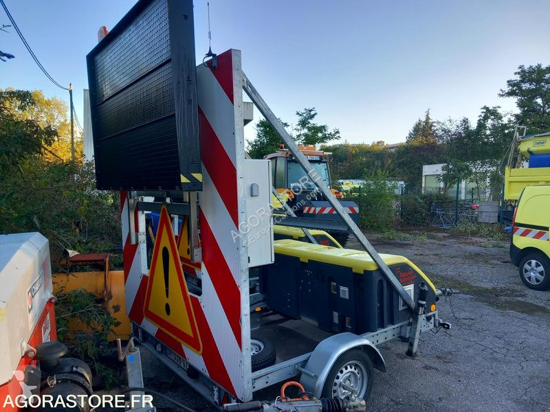 FLR road network trucks