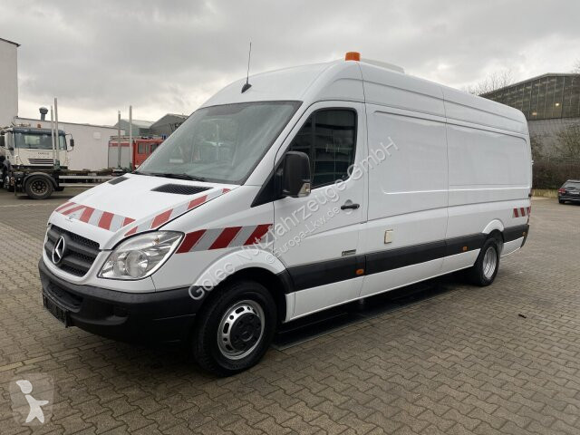 آلة لصيانة الطرق Mercedes Sprinter 516 CDI TV...