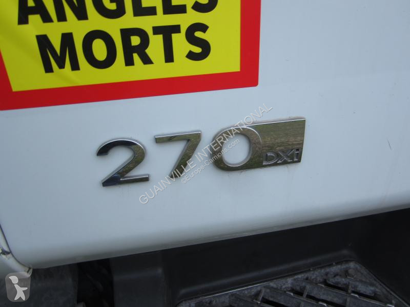 Engin de voirie Renault 270 DXI