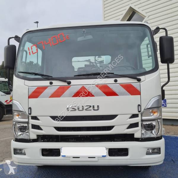 Silniční stroje Isuzu