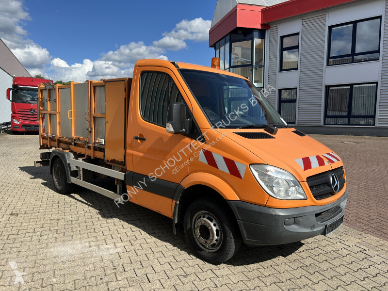 Silniční stroje Mercedes Sprinter 513 CDI 4x2...