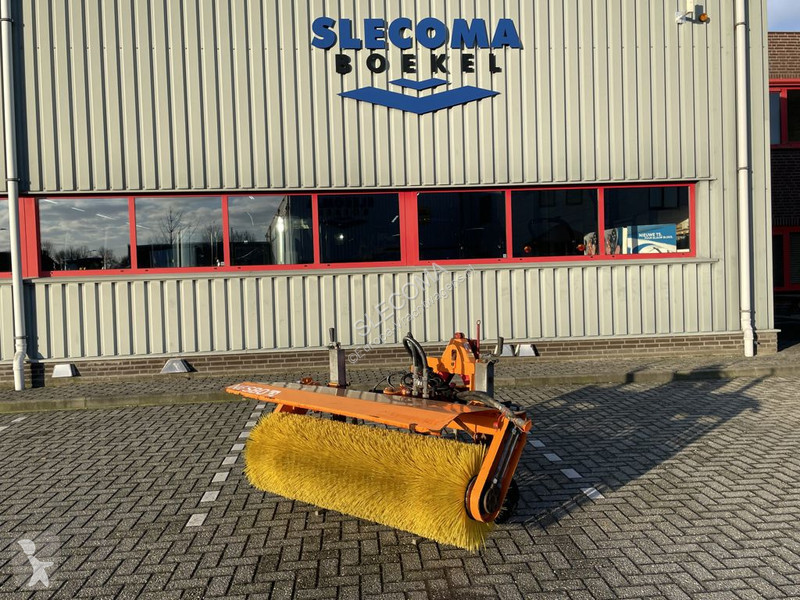 Gemeentevoertuig  Veegmachine HF1600S