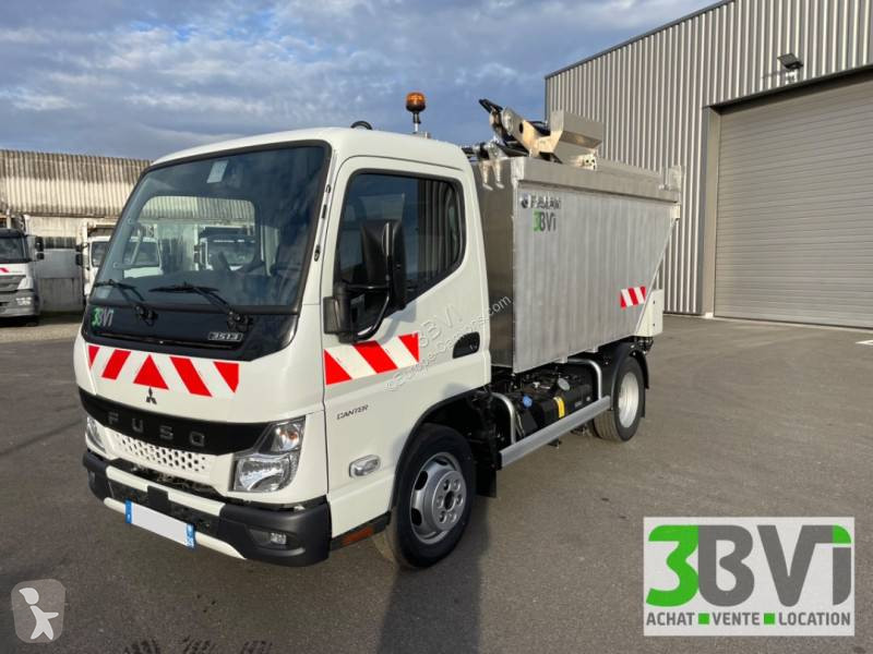 Utilaje pentru drumuri Mitsubishi Fuso