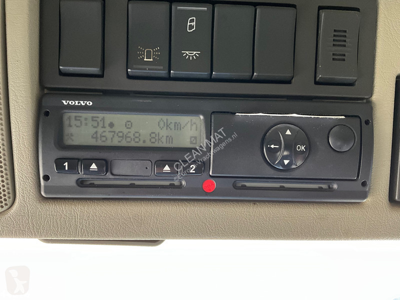 Silniční stroje Volvo 330 Euro 6 Zoeller 25m³