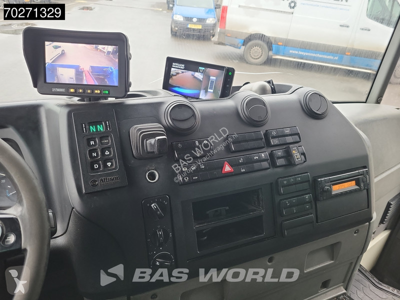 Utilaje pentru drumuri Mercedes 2630 6X2 17m3...