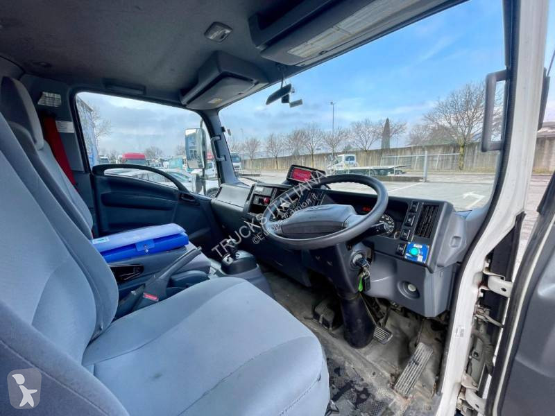 Vägmaskiner Isuzu