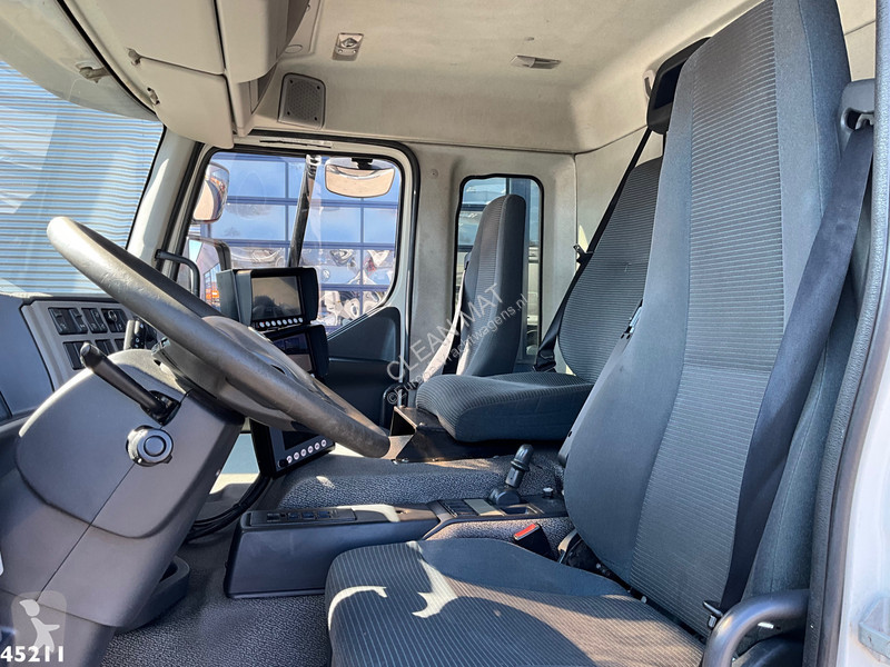 Utilaje pentru drumuri Volvo 300 Terberg...