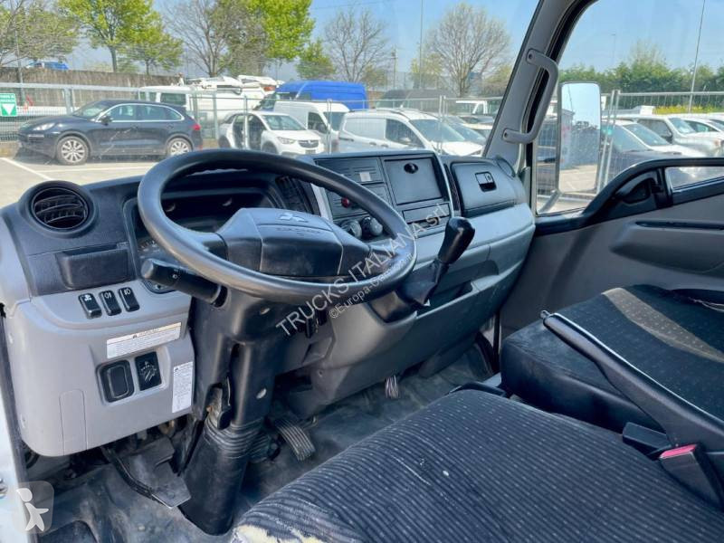 Silniční stroje Mitsubishi Fuso