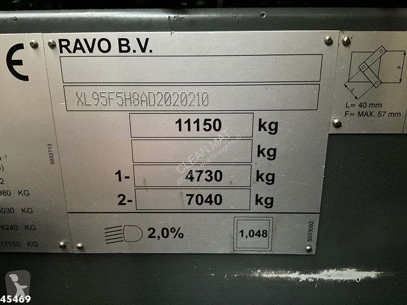 Vägmaskiner Ravo 5-Serie  with 3-rd brush