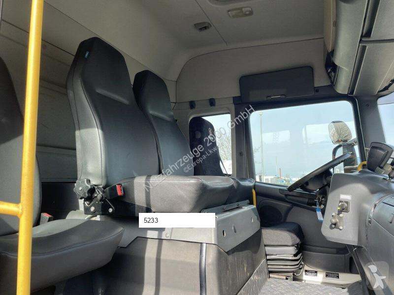 آلة لصيانة الطرق Scania Andere