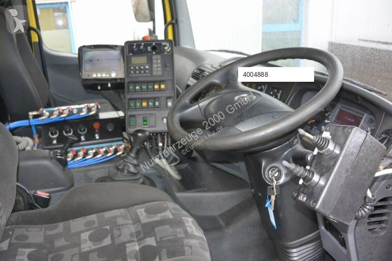 Silniční stroje Mercedes