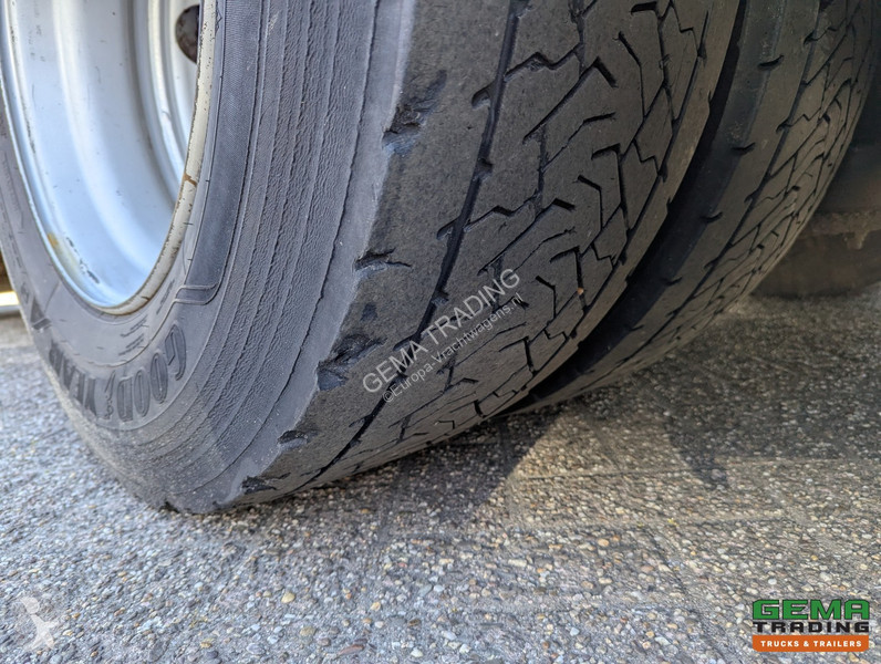 Utilaje pentru drumuri Volvo 300 EEV 6x2/4...
