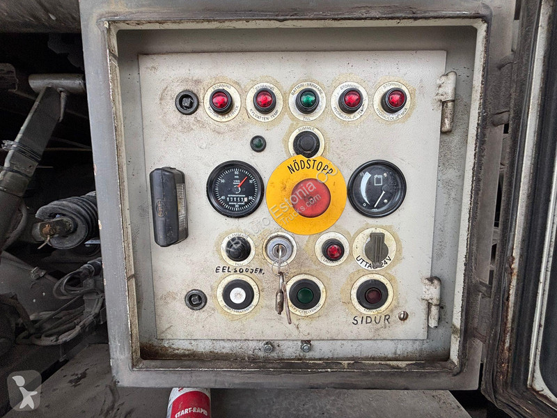 آلة لصيانة الطرق  P17FV BROOM / BLOWER / 3053...