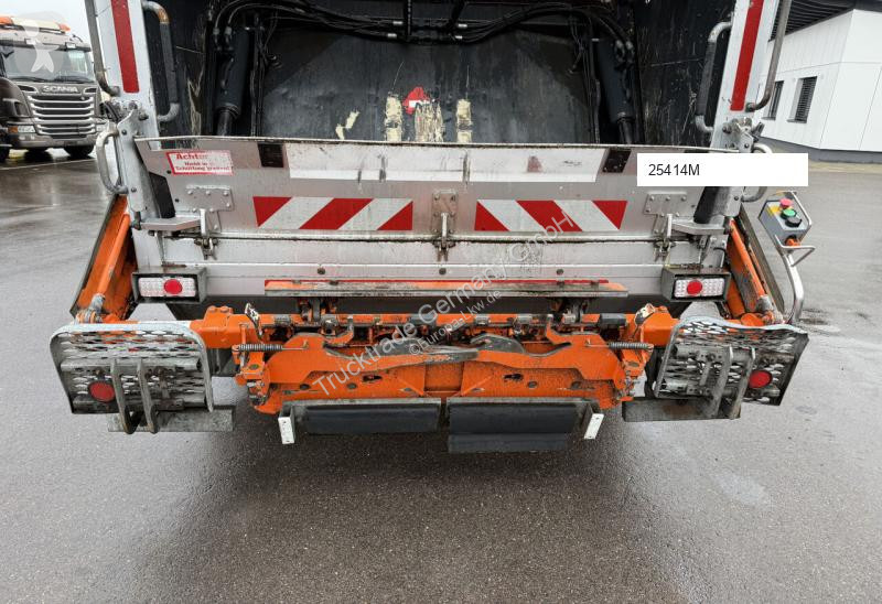 Engin de voirie Mercedes 602 2635 6x2 Stummer /...