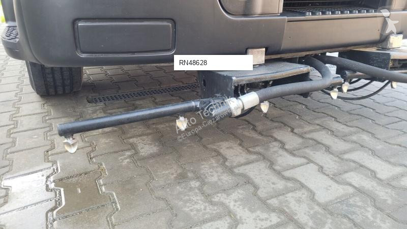 آلة لصيانة الطرق Renault 240dxi