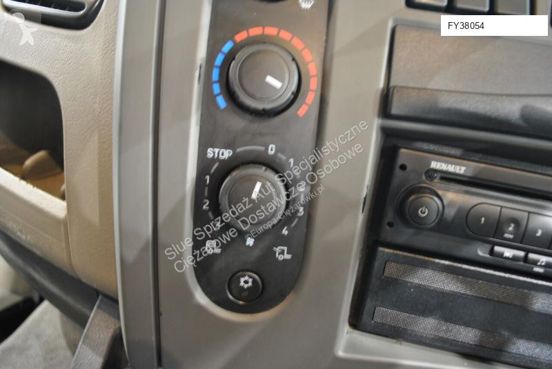آلة لصيانة الطرق Renault 2770Mth