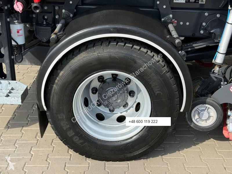 آلة لصيانة الطرق Bucher Schoerling Volvo FL 15.250