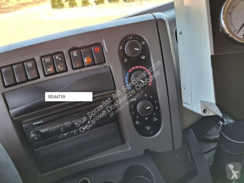 آلة لصيانة الطرق Renault 220 Polewaczka...