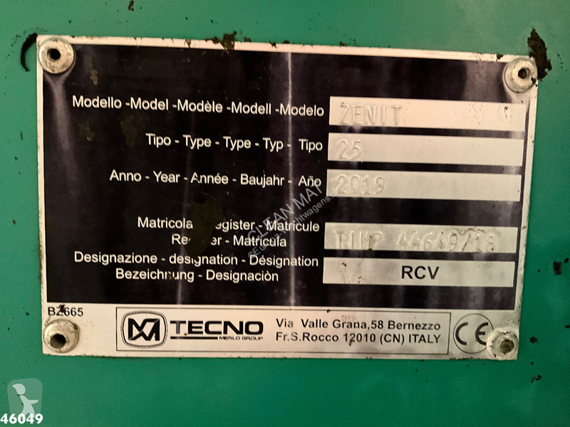 آلة لصيانة الطرق Scania P 320 Euro 6 arbage...