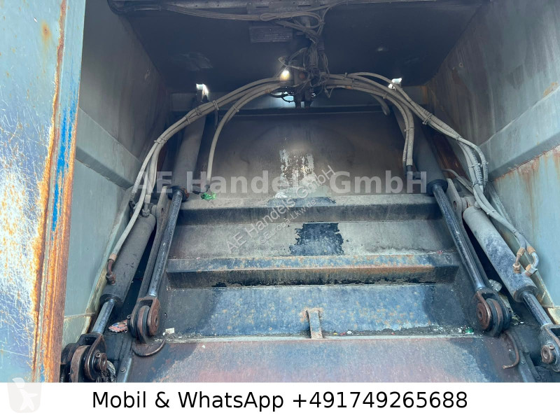 آلة لصيانة الطرق Scania R 410  Faun...