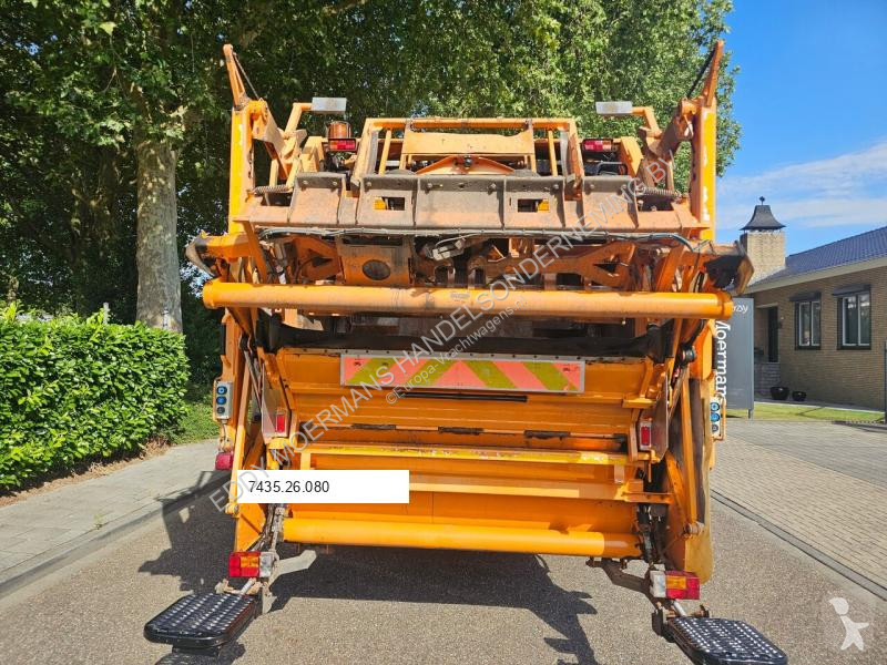 Engin de voirie Scania GPM III v 20H25