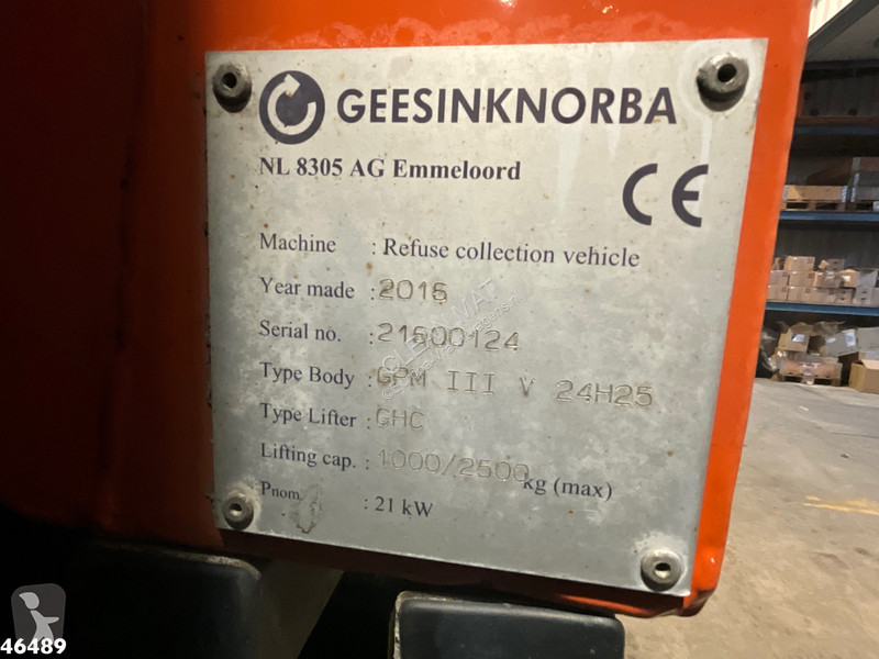 Коммунальная техника  Mercedes 2533 Geesink 24m³