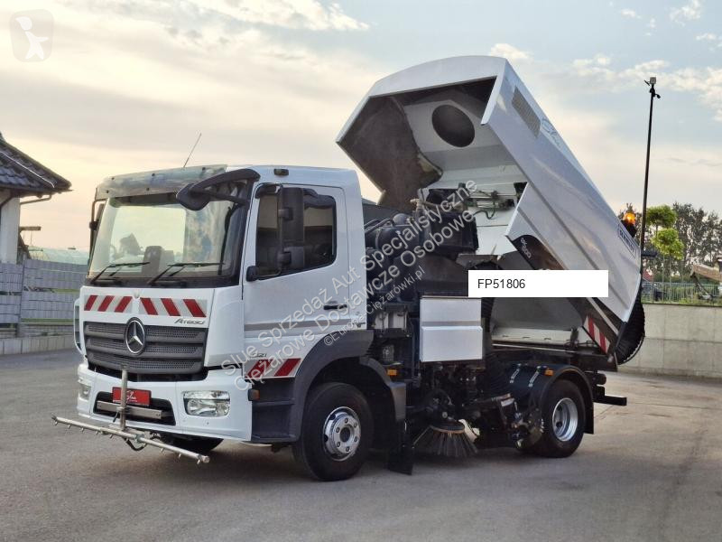 آلة لصيانة الطرق Mercedes SK500