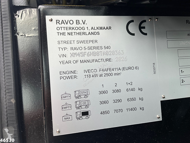 آلة لصيانة الطرق Ravo 540 Euro 6 with 3-rd brush