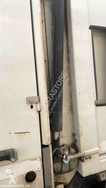 Engin de voirie Volkswagen POLO