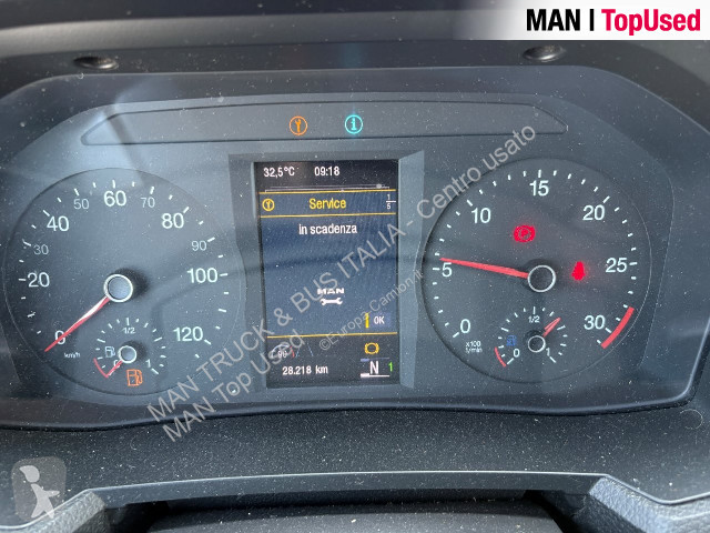 Коммунальная техника  MAN TGM 15.250 4x2 BL CH