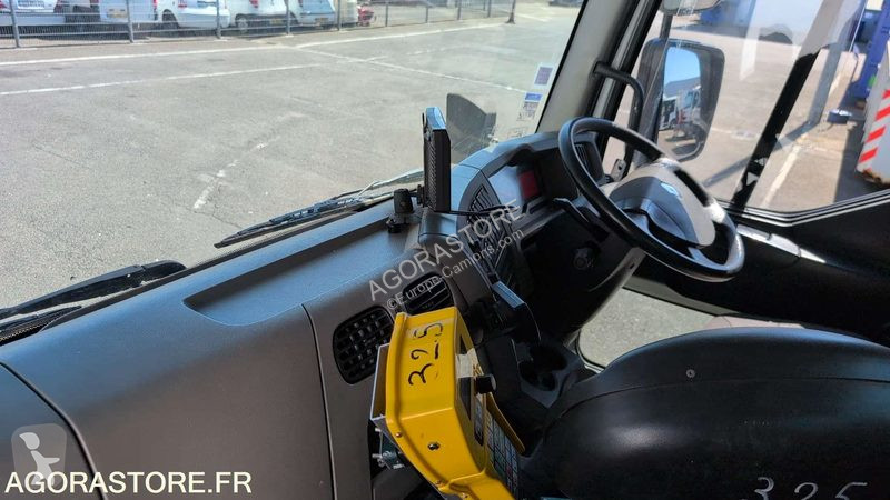 Vägmaskiner Renault MIDLUM