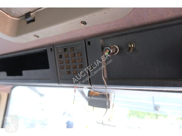 آلة لصيانة الطرق Volvo FL6 14