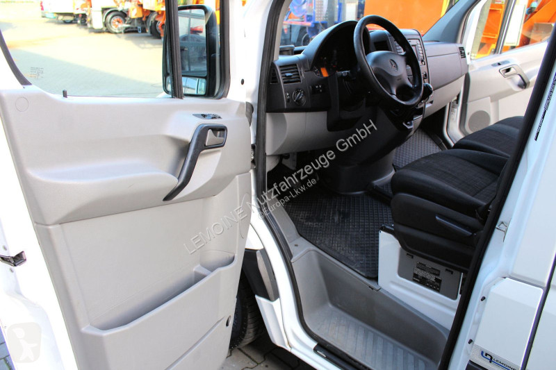 آلة لصيانة الطرق Mercedes 316 CDI 1m² F&F...