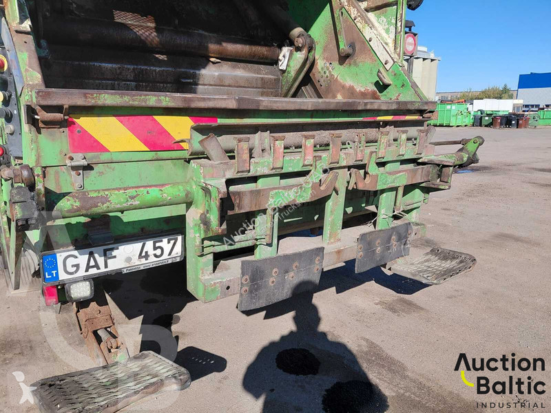 Mercedes 2532 road network trucks