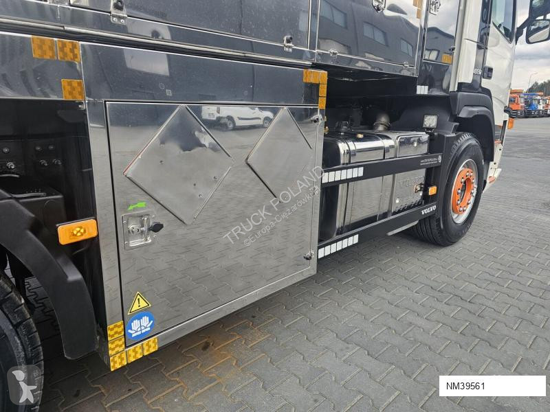 Silniční stroje Volvo ADR KOMBI