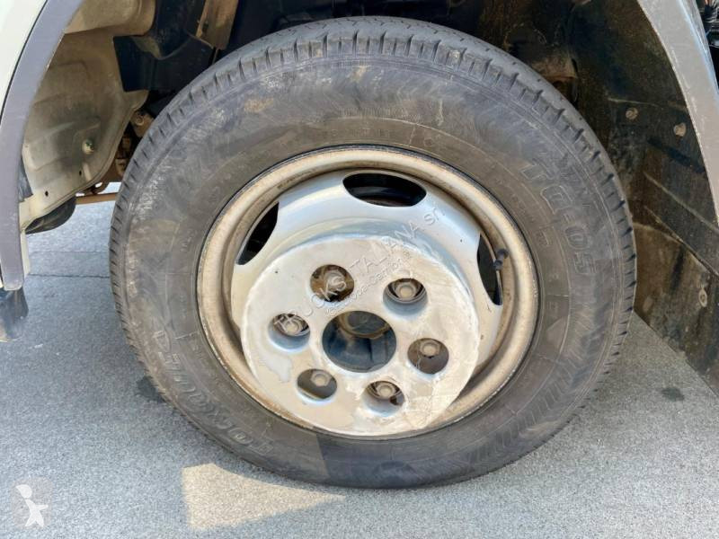 Silniční stroje Mitsubishi Fuso