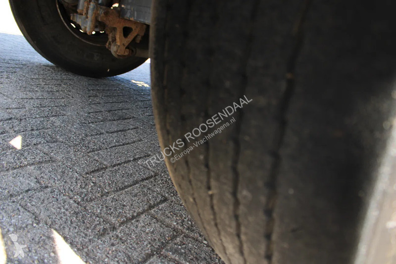 آلة لصيانة الطرق DAF 310 + 6X2 STEERING