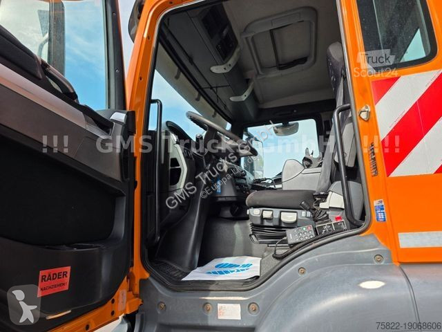 Vägmaskiner MAN TGS / 4X4 ALLRAD / Kipper + Kran