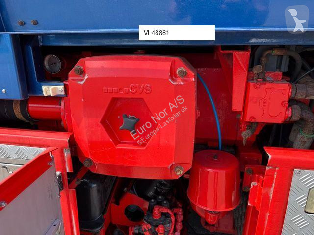 آلة لصيانة الطرق  MERCEDES-BENZ Econic 2633...